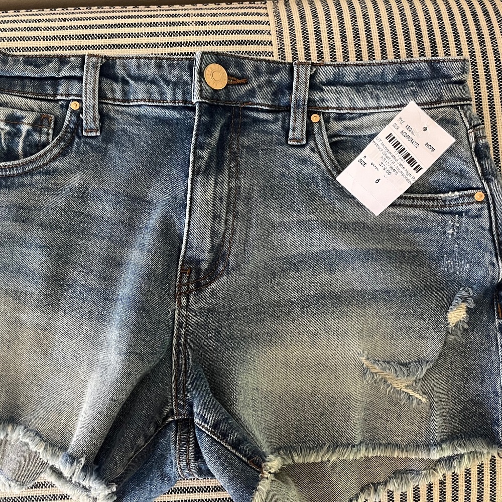 NWT Kut From The Kloth High Rise Jane denim shorts size 6
